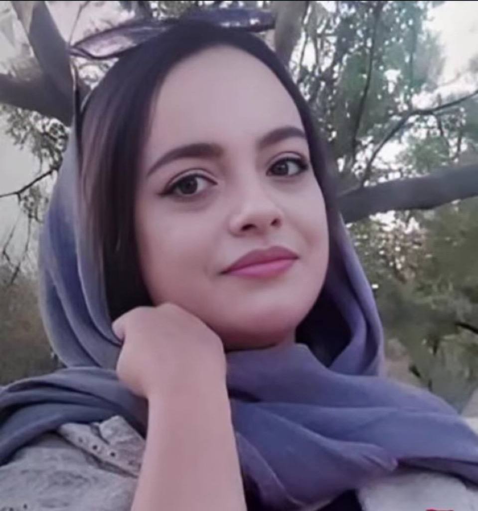 سیده غزاله حسینی