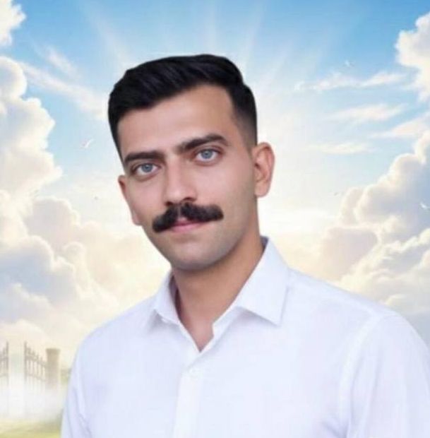 آرمان باقری