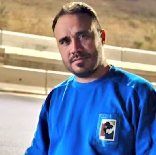 اکبر پاشاپور