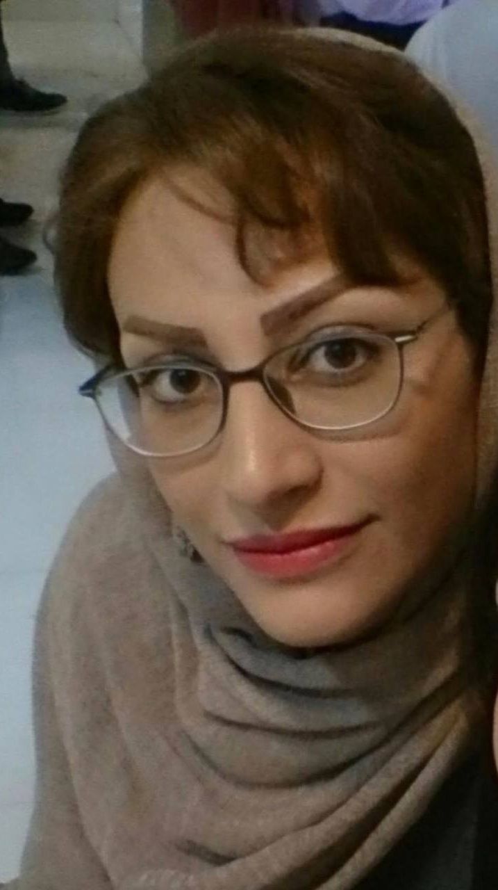 صالحه اکبری