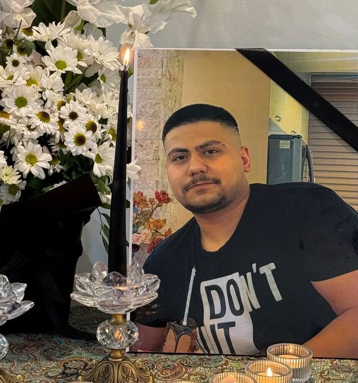 امیرحسین احمدی شریف