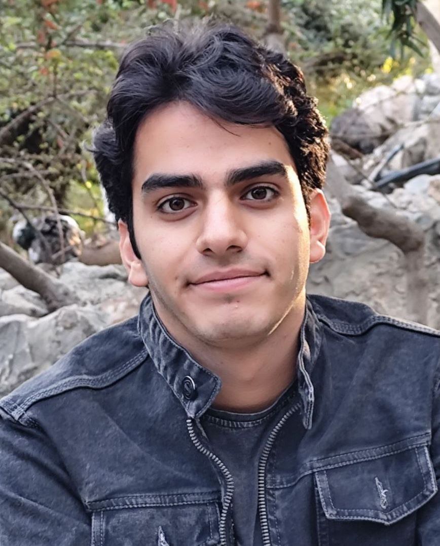 علیرضا خداداده‌ای